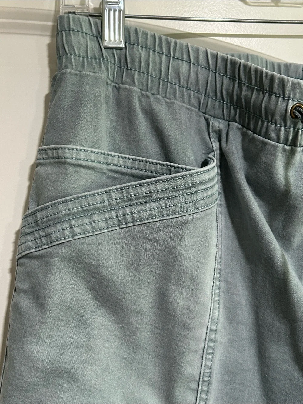 Maurice’s Casual Drawstring Cargo Pant- XL - Picture 4 of 8